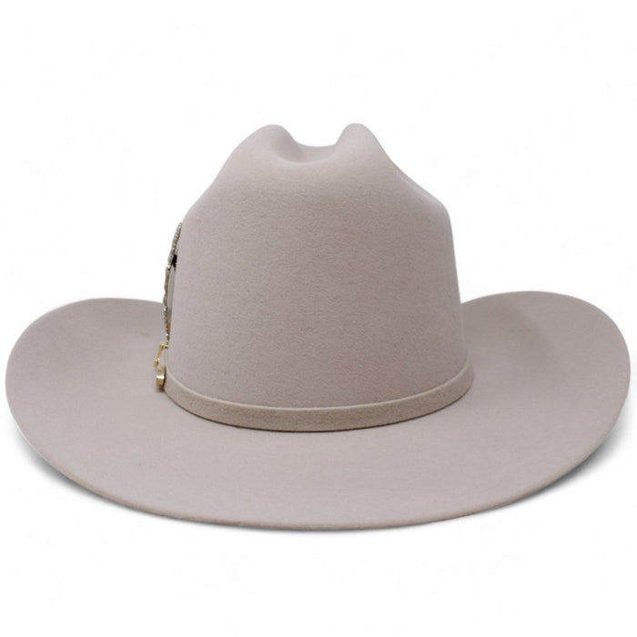 Texana Carin Leon Oficial Color Beige con Pluma de Plata