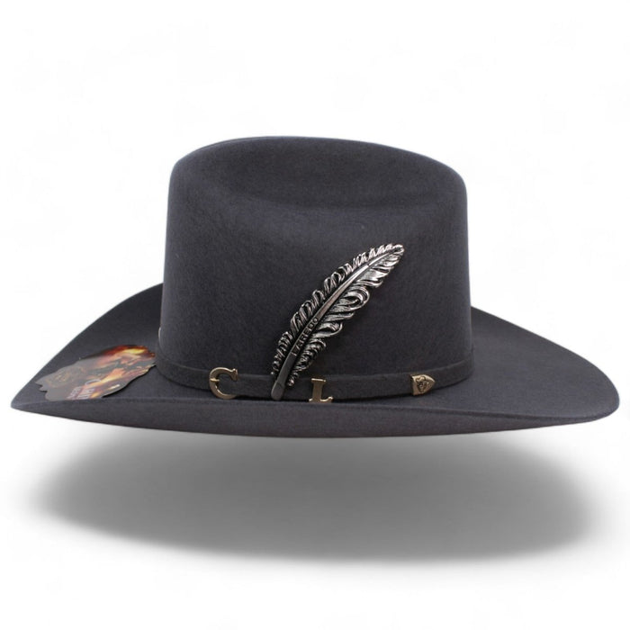 Texana Carin Leon Oficial Gris Oxford con Pluma de Plata